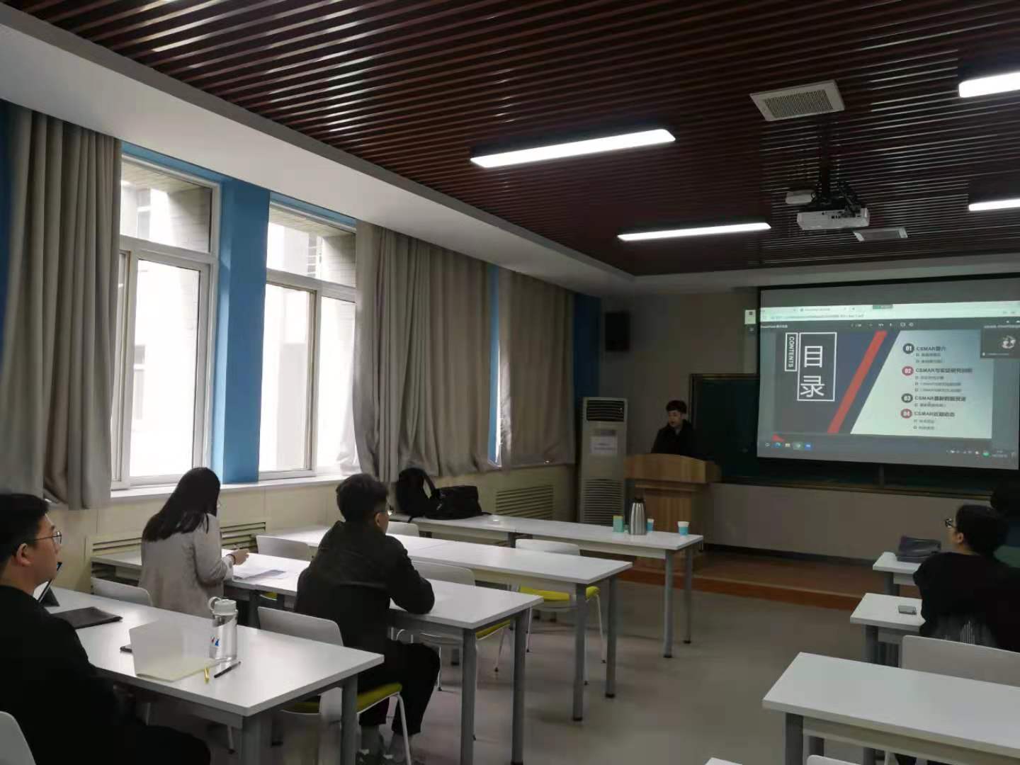 深圳EMC易倍数据科技有限公司